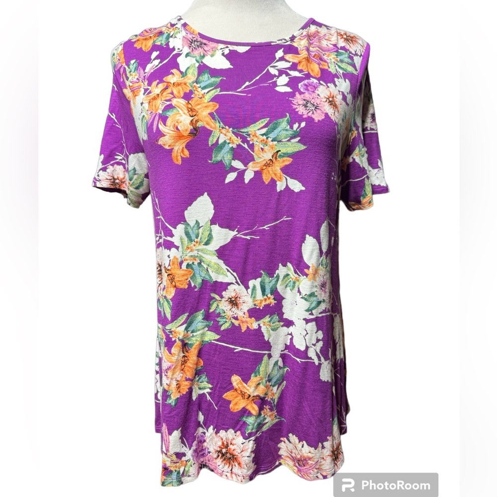 Chico's Purple Floral Lace Up Back Tunic Top Size 1‎ Medium Short Sleeve Slub